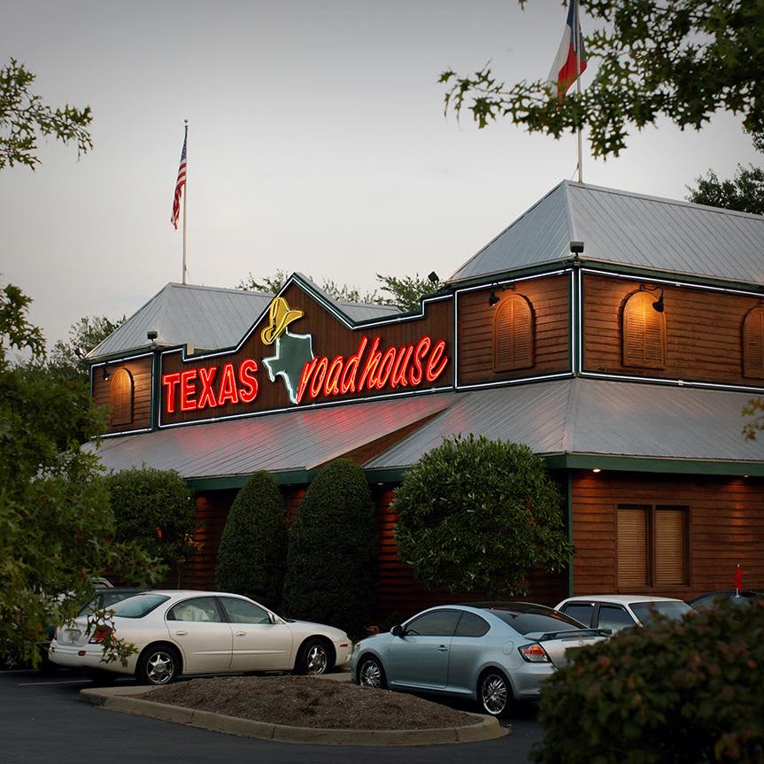 Kent Taylor, founder of Texas Roadhouse, dies at 65 after taking life after battle with Covid