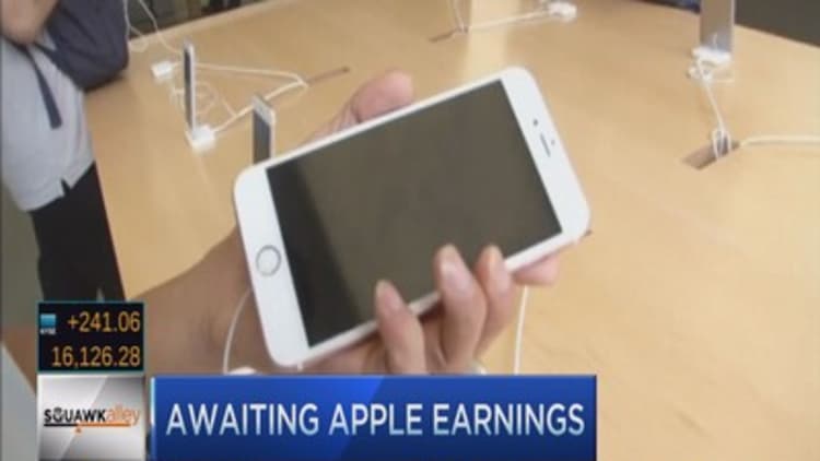 Apple iPhone sales concerns