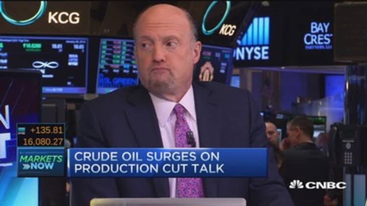 Cramer's Stop Trading: Eye on oil