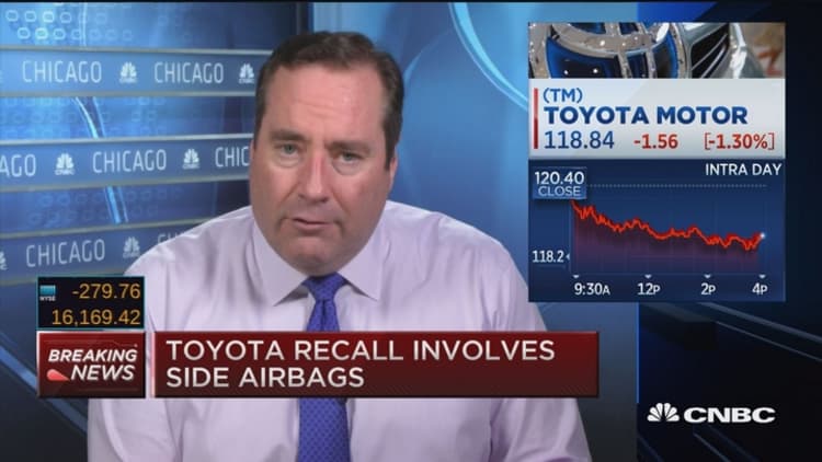 Toyota recalls 320,000 SUVs for safety issue