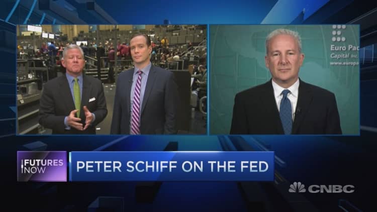 Trader takes on Peter Schiff