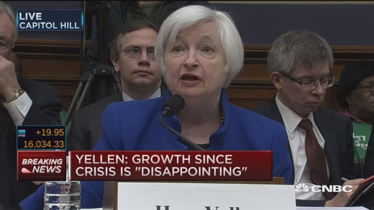 Fed chair Yellen addresses negative interest rates
