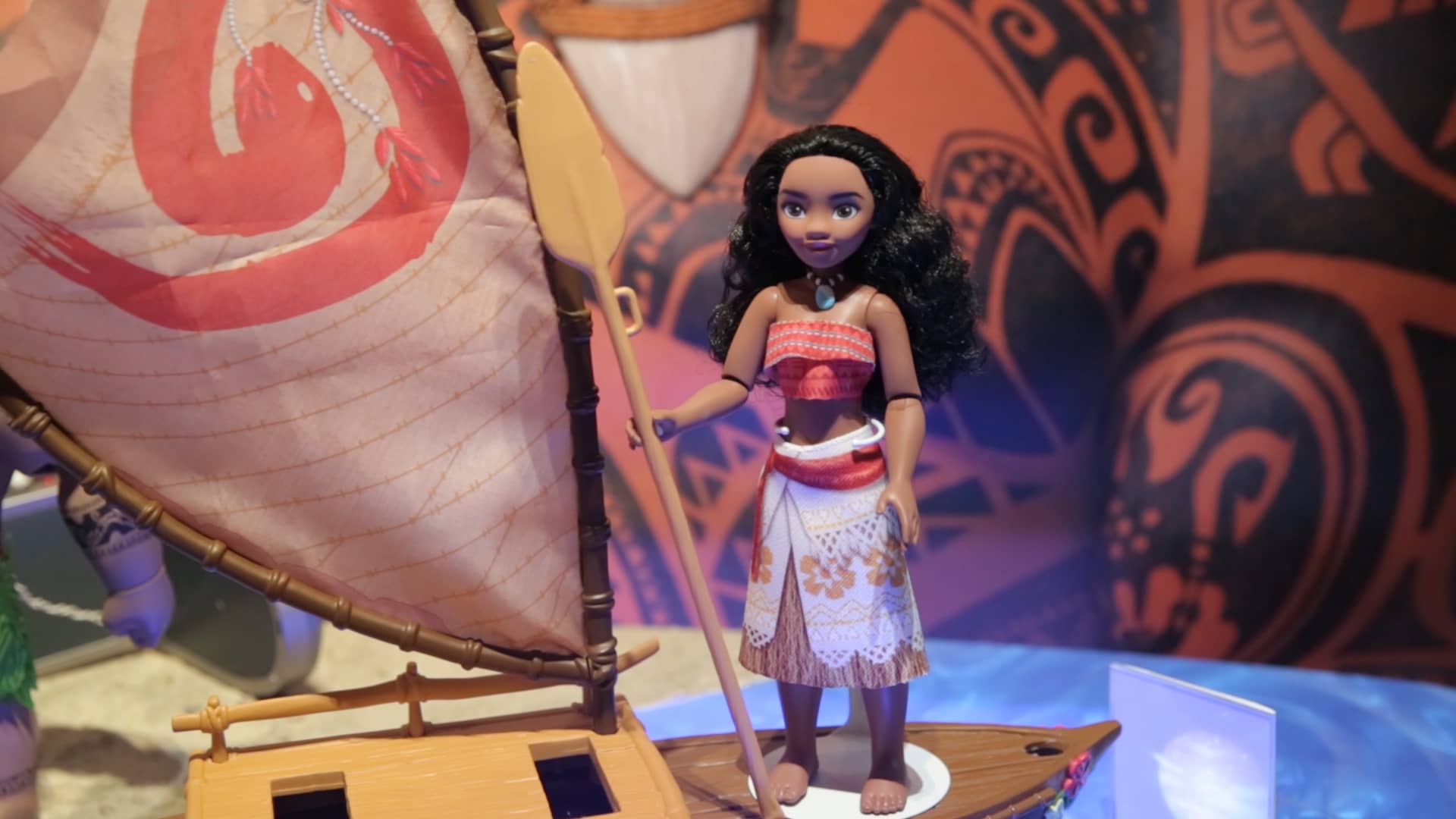 Moana' sails at the box office, but it could sink in the toy aisle