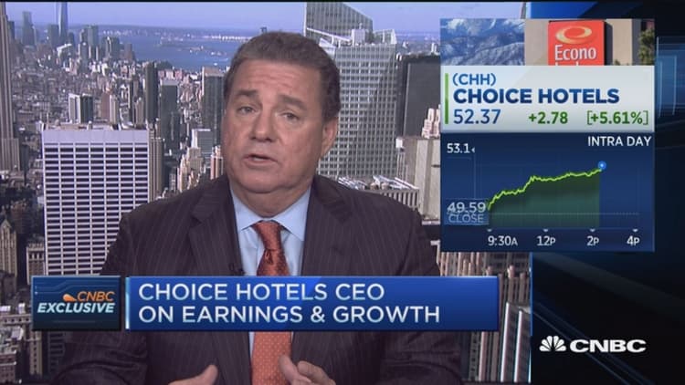 Choice Hotels CEO expecting a busy summer