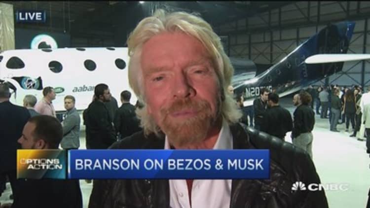 Richard Branson unveils new Virgin Galactic spaceship 