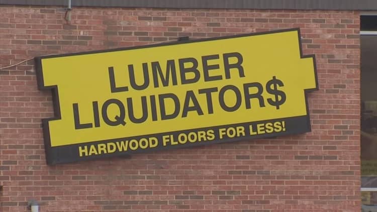 CDC revises Lumber Liquidators cancer-risk report