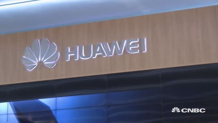 Huawei enters two-in-one tablet game