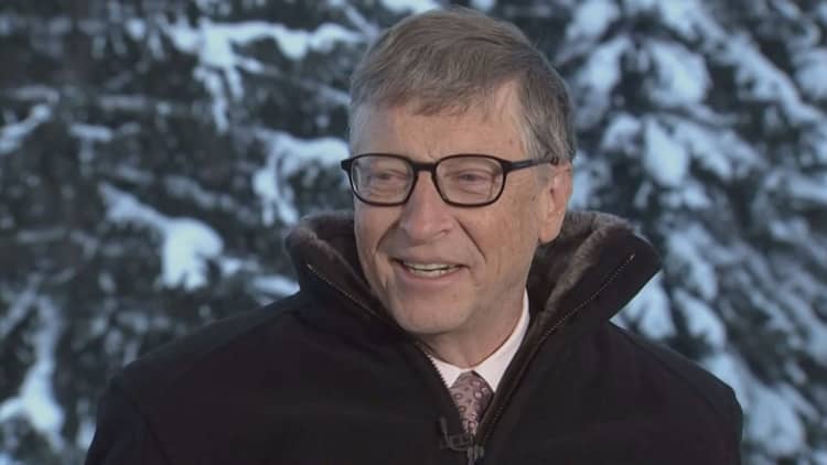 Bill Gates sides with FBI in iPhone hack request