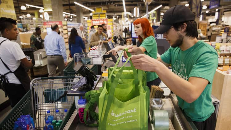 Whole Foods beats Street, names new CFO