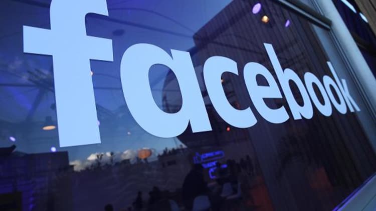 Facebook cafeteria employees unionize, set to negotiate first contract with tech giant: Union leader