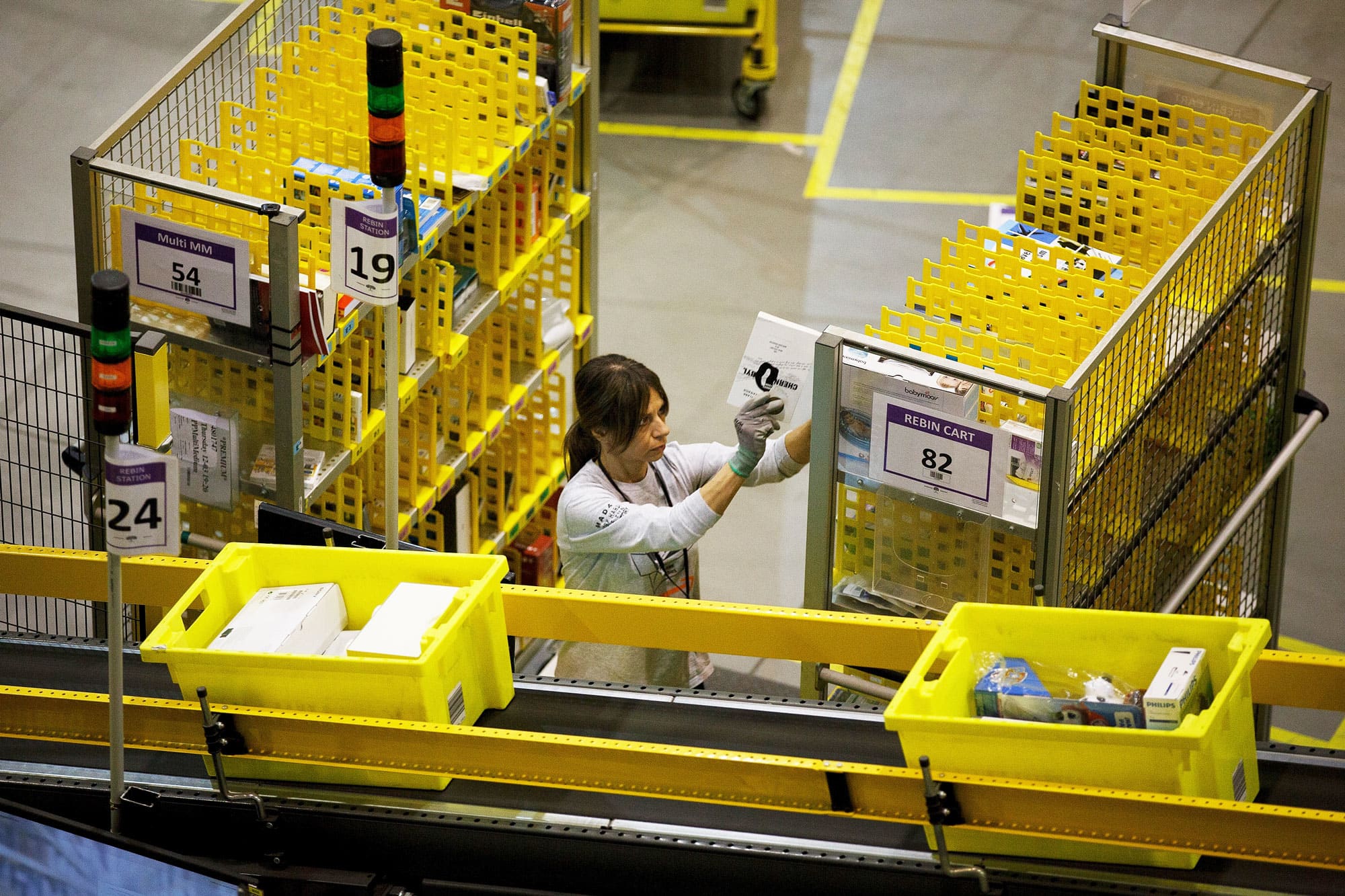 Amazon makes masks optional for U.S. warehouse workers