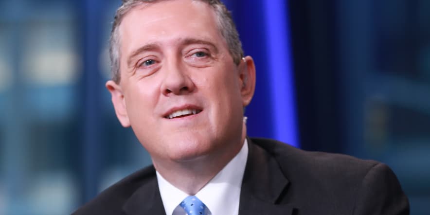 Fed's Bullard says job market strength may not lead to higher inflation