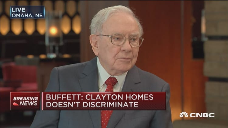 Buffett: Clayton Homes does not discriminate