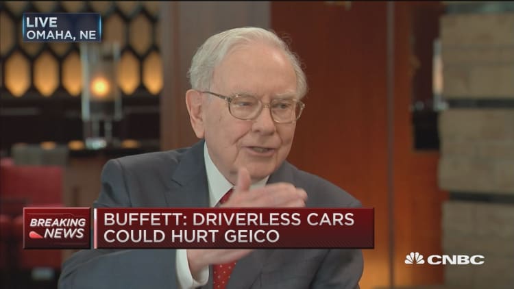 Don't sleepwalk through life: Warren Buffett