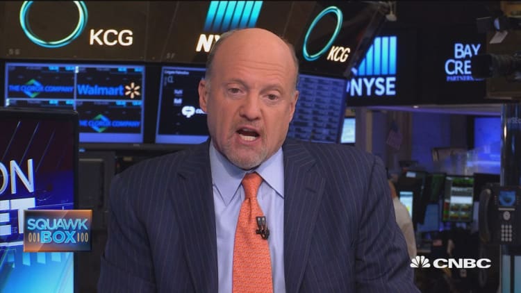 Cramer: Not clear who's best for business