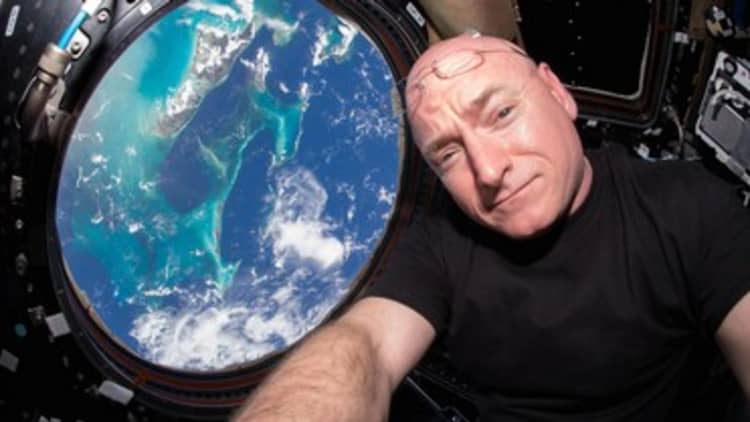 Astronaut Scott Kelly returns after 340 days in space