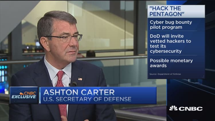 Ash Carter: Initiative to better connect with America's innovative community 