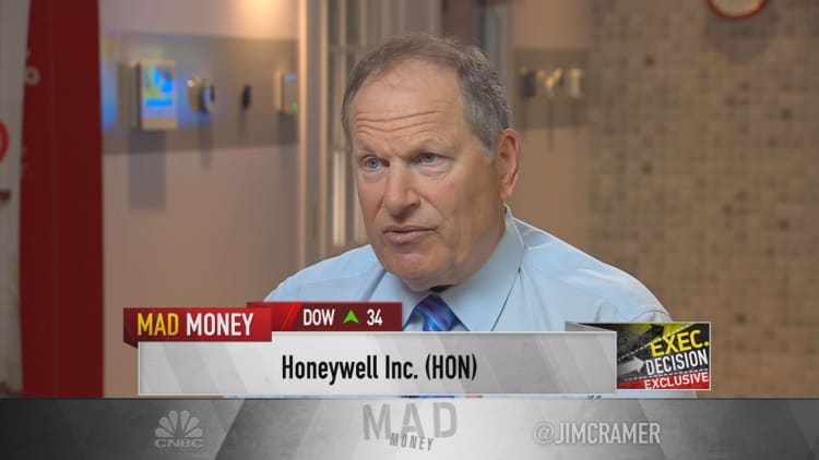 Honeywell CEO: We will not go hostile with UTX