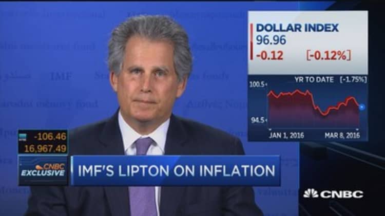 IMF's Lipton: 3-pronged policy is necessary