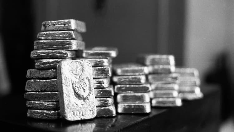 Ron Paul: buy silver!