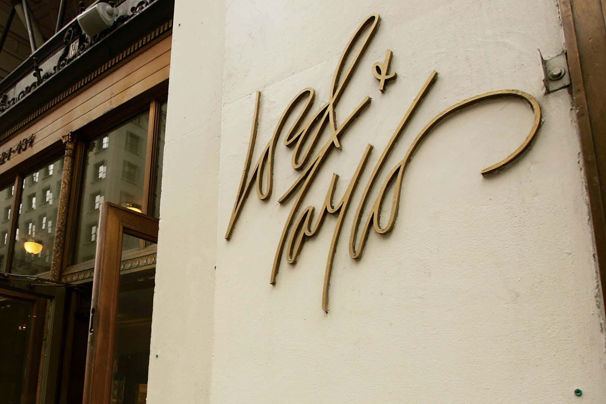 Luxury Department Store Lord & Taylor Has Filed for Bankruptcy