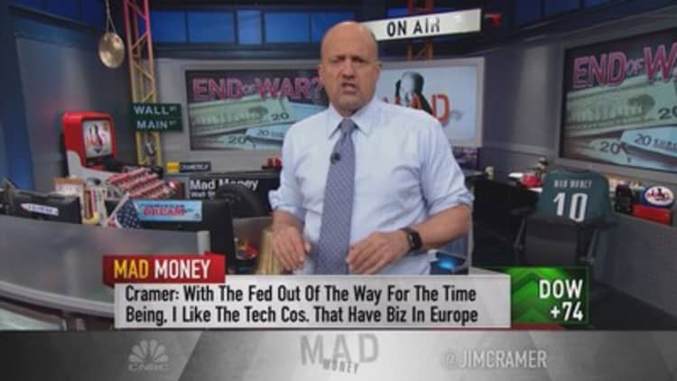 Cramer: Euro war on the dollar officially over