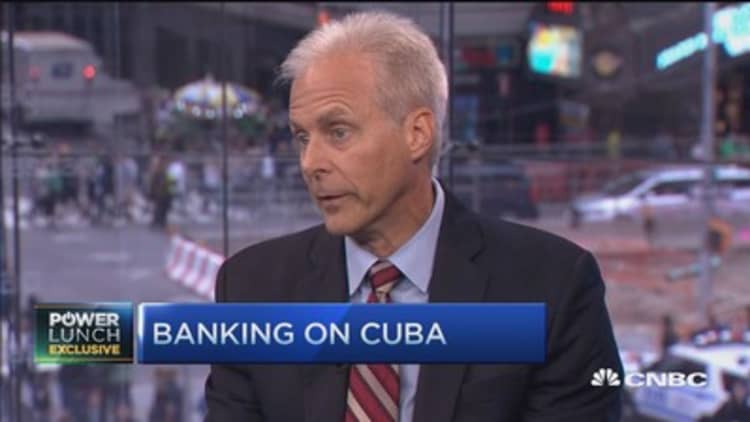 Stonegate Bank bets on Cuba