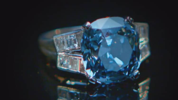 Shirley Temple's rare blue diamond ring to be auctioned starting at $25m