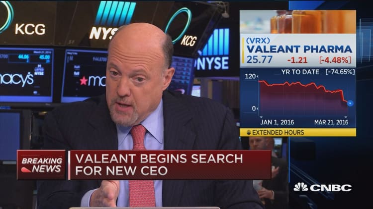 Cramer on VRX: It seems to be a clown show