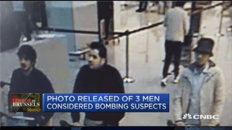 Raids in Belgium for airport attack suspect