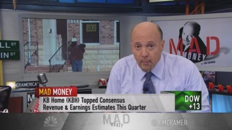 Cramer: Hey Fed, don't look at KB Home earnings