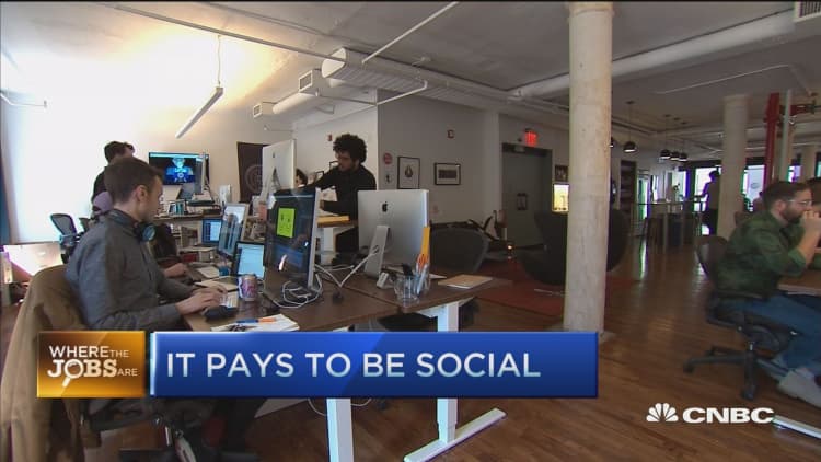 Want a job? It pays to be social