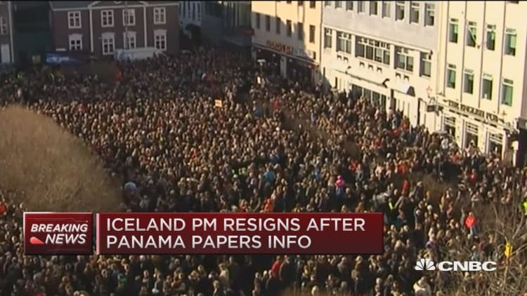 Iceland PM resigns