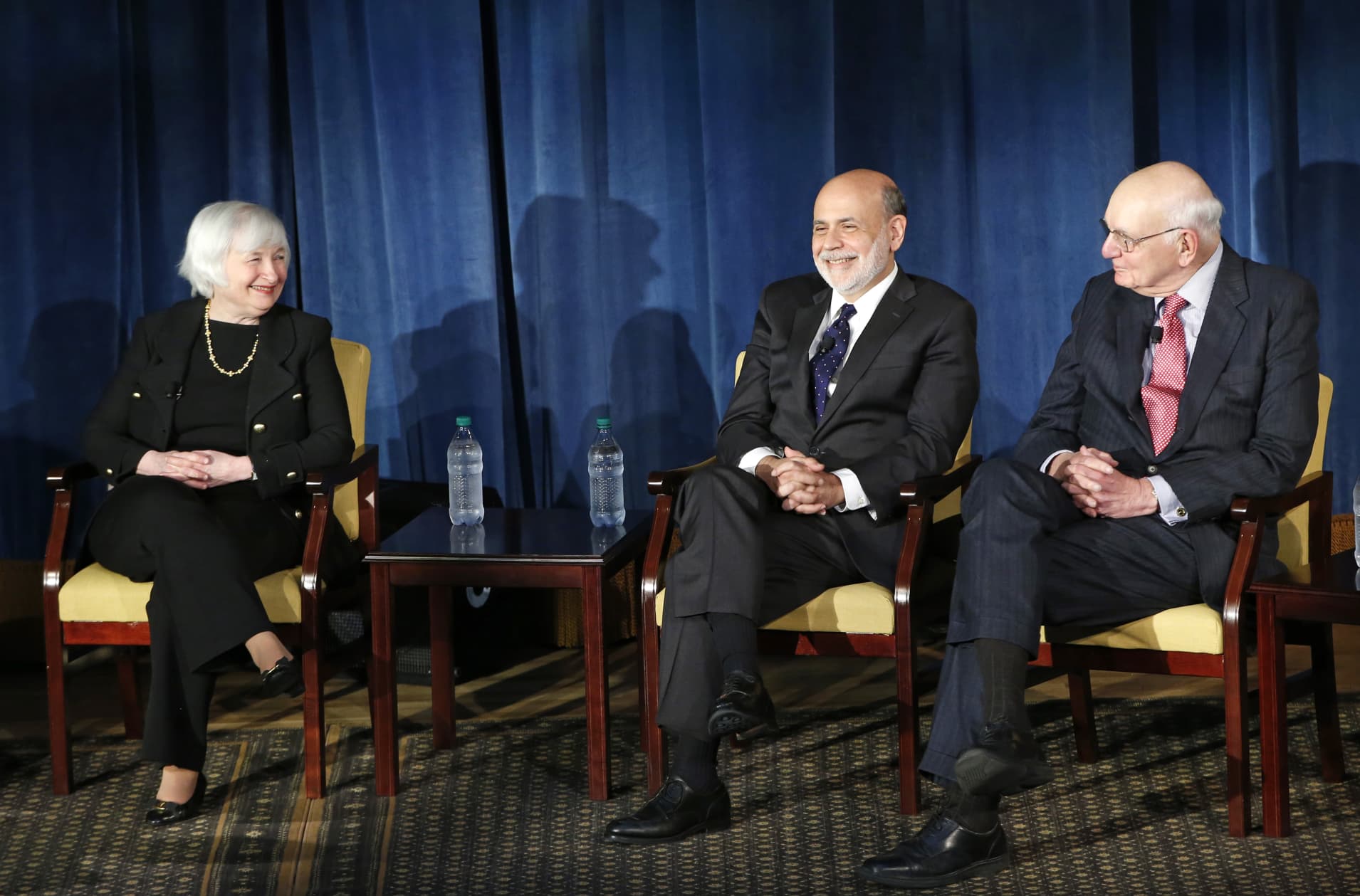 RT: Fed chair Janet Yellen (L to R) and former fed chairs Ben Bernanke and Paul Volcker 160407