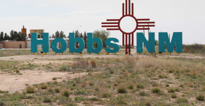 How New Mexico town copes with oil drop