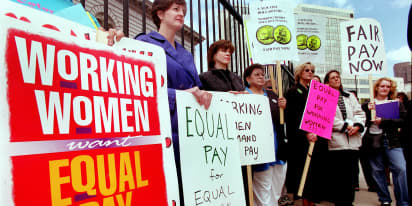 Gender pay gap hurts more than paycheck