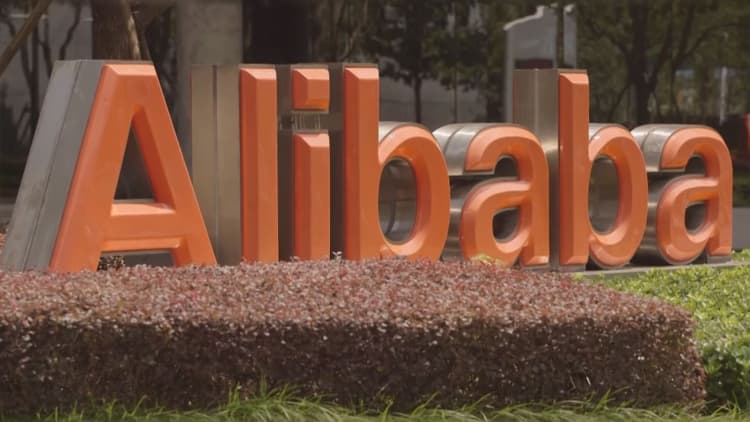 Alibaba invests in Southeast Asian retailer Lazada