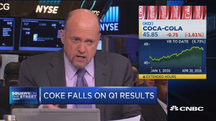 Cramer: Don't bail out of Coca-Cola yet
