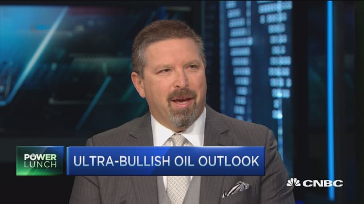 Oil gets to $85 by year-end Pro