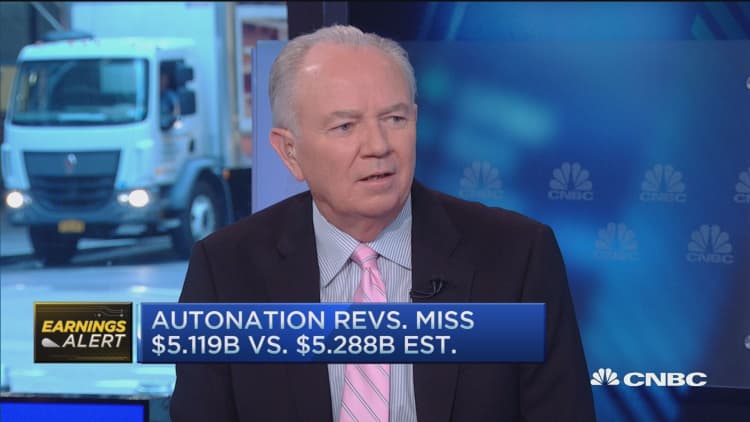 AutoNation reports mixed results: CEO