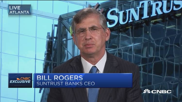 SunTrust CEO: Earnings beat not just on interest rates