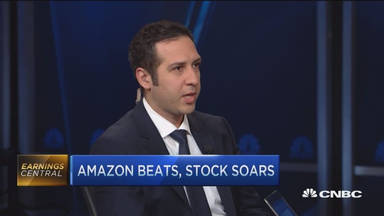 Amazon's blowout quarter beats Street, shares soar