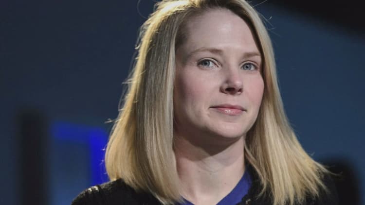 Yahoo's Mayer to get $55M if she leaves