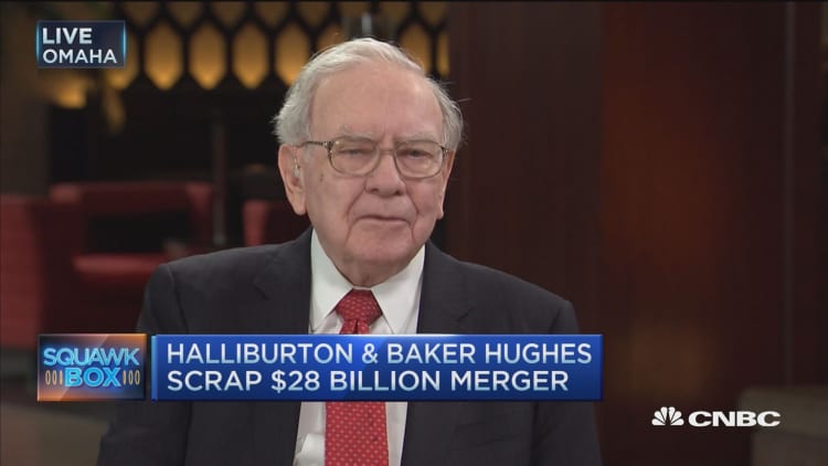 No surprise Baker Hughes, Halliburton deal fell through: Buffett