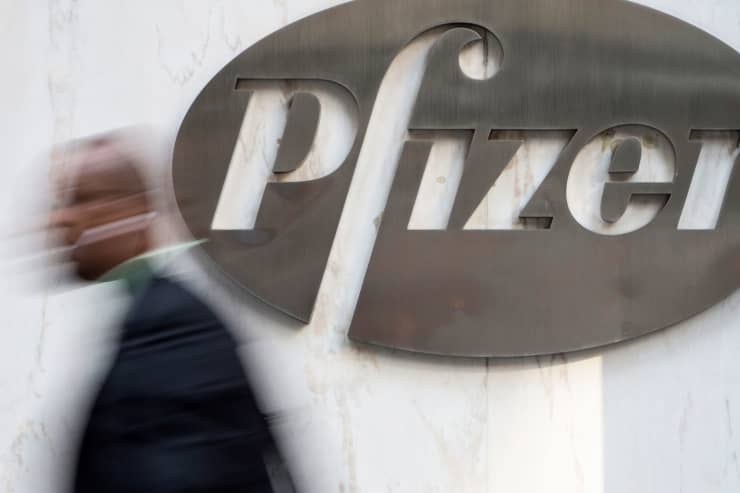 Pfizer will combine its off-patent drug business with Mylan