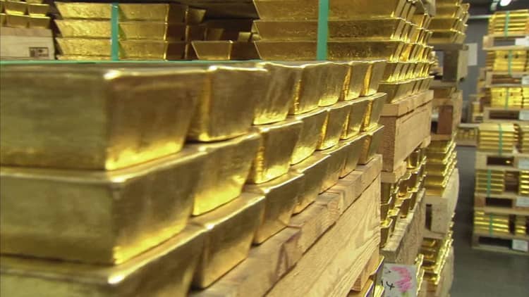 Goldman Sachs lifts gold price outlook