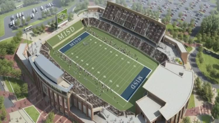 Texas high school board approves $62.8M football stadium