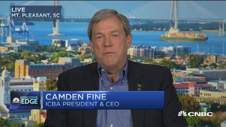 Executive Edge: Camden Fine defends small banks