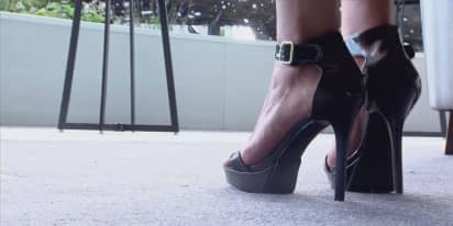 PWC receptionist told to wear heels, not flats