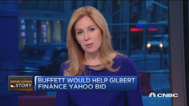 Buffett may finance Gilbert's bid for Yahoo 